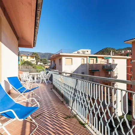 Apartment Attico Giovanna Levanto